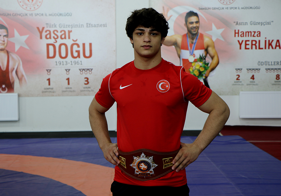 Milli güreşçi Alperen Berber'in hedefi olimpiyat şampiyonluğu