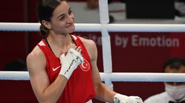 Buse Naz Çakıroğlu, Dünya Şampiyonası'nda finale yükseldi
