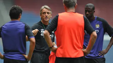 Roberto Mancini ve Yaya Toure yeniden bir arada