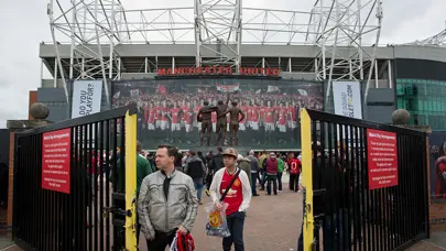 Manchester United'tan Galatasaraylı taraftarlara jest