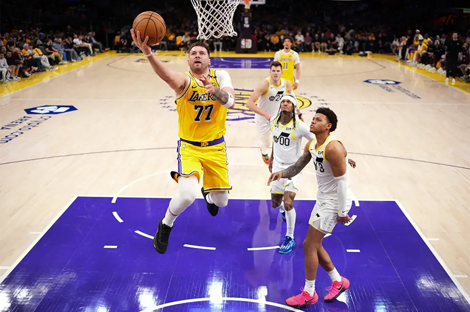 Luka Doncic, Lakers kariyerine galbiyetle başladı - 2