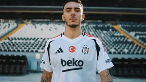 Beşiktaş Emirhan Topçu transferini resmen açıkladı Beşiktaş Emirhan Topçu transferini resmen açıkladı