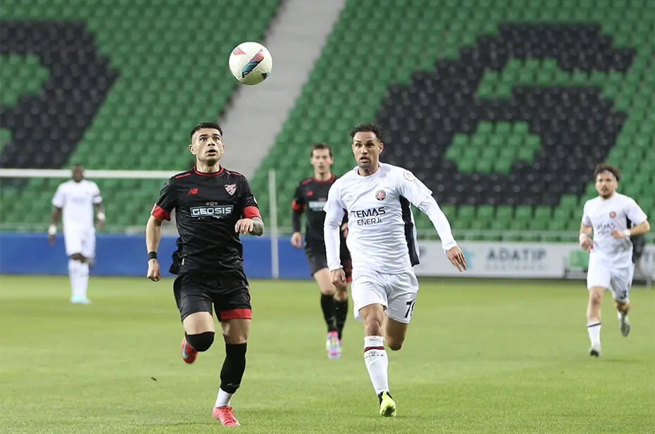 Süper Lig'e yükselen ilk takım belli oldu: Şampiyonluğu garantiledi - 2