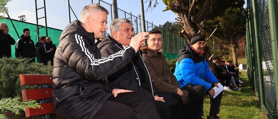 Beşiktaş'ta çifte ayrılık yolda: Bu vedalar kaleye ve forvete ekstra takviye gerektirecek