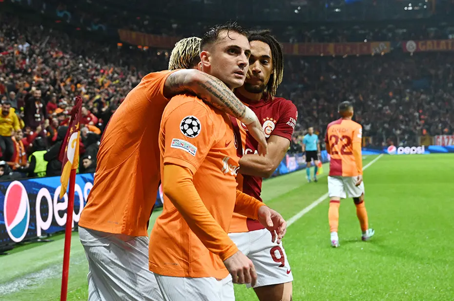 "Okan Buruk şansına dua etsin" | Spor yazarları Galatasaray-Manchester United maçı için ne dedi? - 6 "Okan Buruk şansına dua etsin" | Spor yazarları Galatasaray-Manchester United maçı için ne dedi? - 6