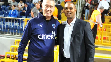 Patrick Kluivert'ten Beşiktaş yorumu: "Kalede Vedat olacak, o da iyi kaleci"