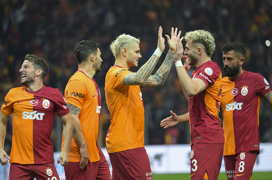 Karagümrük - Galatasaray maçı ne zaman, saat kaçta? Karagümrük - Galatasaray maçı hangi kanalda? (İlk 11'ler)