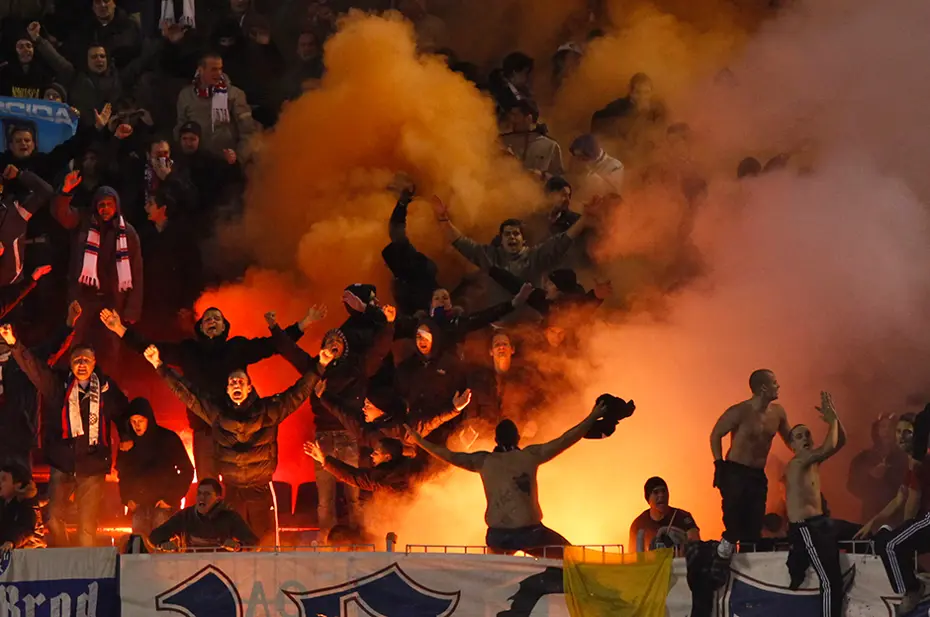 Dünyanın en iyi taraftar grupları açıklandı: İlk 10'da 2 Türk takımı yer aldı - 10