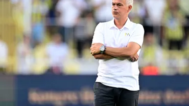 Jose Mourinho'dan Amrabat yanıtı