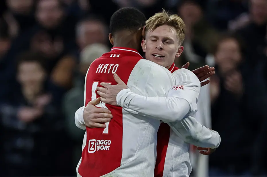 Farioli'nin Ajax'ı Hollanda'da lider - 3