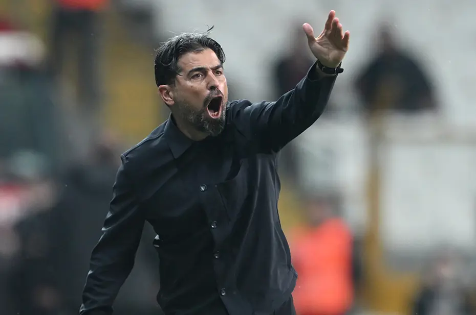 Süper Lig maçında ilginç pozisyon: VAR önce 'gol' dedi, sonra iptal etti - 6 Süper Lig maçında ilginç pozisyon: VAR önce 'gol' dedi, sonra iptal etti - 6