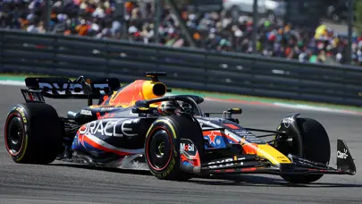 Şampiyondan bir galibiyet daha