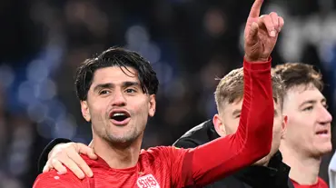 Almanya formasını 2 kez giyen Dahoud milli takım tercihini Suriye'den yana yaptı