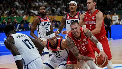 FIBA Dünya Kupası'nda ABD'ye büyük şok! Finalin adı belli oldu FIBA Dünya Kupası'nda ABD'ye büyük şok! Finalin adı belli oldu