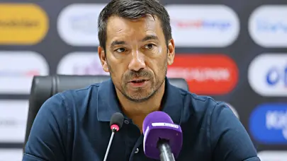 Van Bronckhorst'tan savunma uyarısı