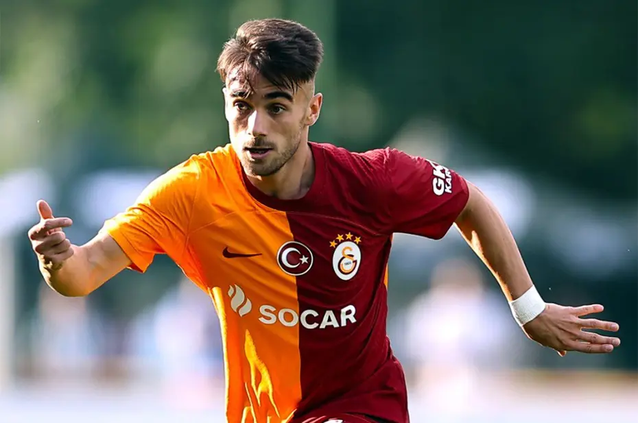 Galatasaray'da hareketli saatler: ManU'nun yıldızı geliyor, milli oyuncu ayrılıyor - 8 Galatasaray'da hareketli saatler: ManU'nun yıldızı geliyor, milli oyuncu ayrılıyor - 8