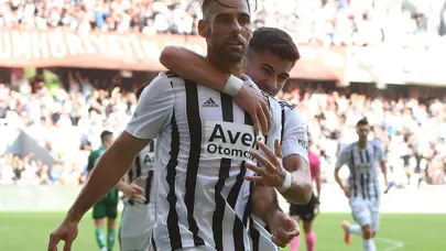 Altay, Marco Paixao ile FIFA'lık oluyor