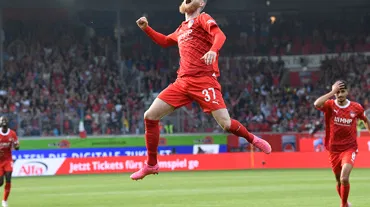 Kanat transferinde Jan-Niklas Beste hamlesi