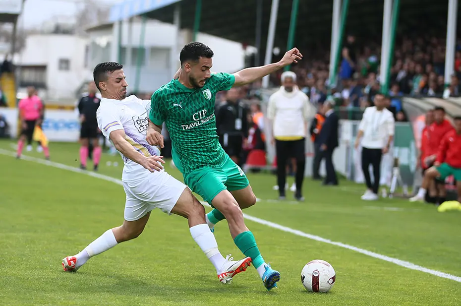 1. Lig'de olaylı maç: Hocalar ve kaptanlar oyundan atıldı - 2 1. Lig'de olaylı maç: Hocalar ve kaptanlar oyundan atıldı - 2