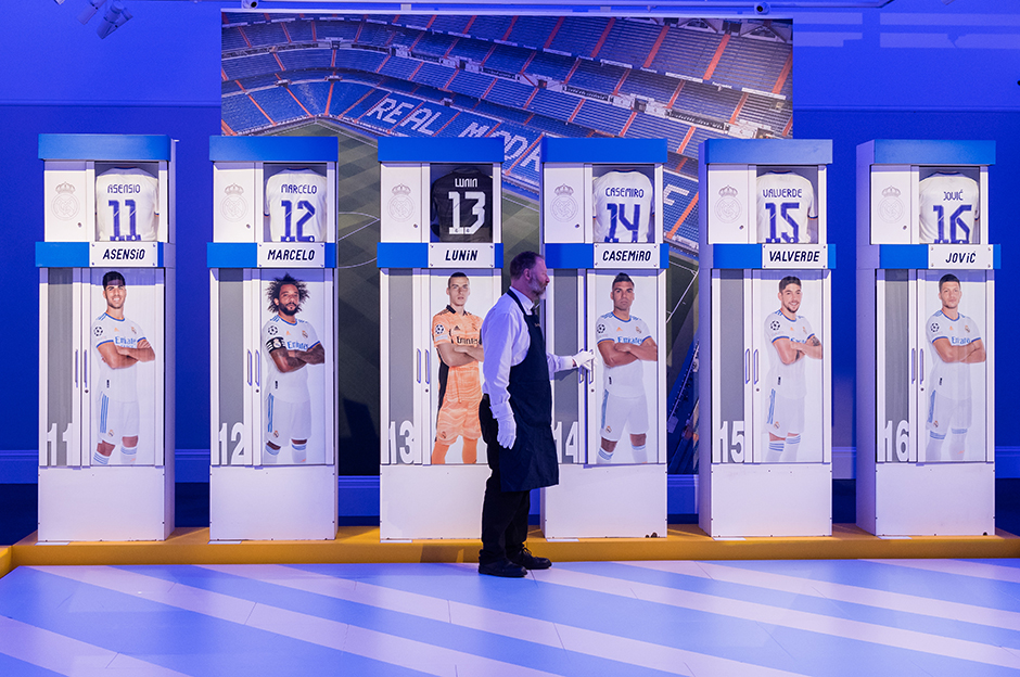 Real Madrid'den ilginç girişim: Futbolcuların dolapları satışa çıkarıldı