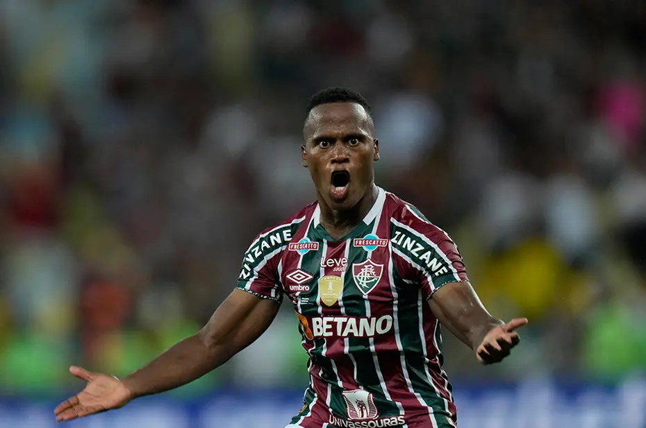 Okan Buruk ısrarla onu istiyor: Galatasaray yazın transfer edemediği isim için bu kez gemileri yaktı - 5