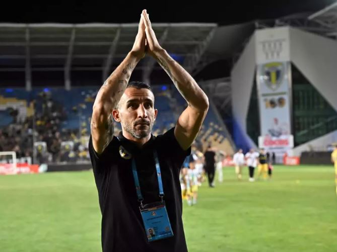 Romanya, Mehmet Topal'ı konuşuyor: İlk derbisinde maça damga vurdu