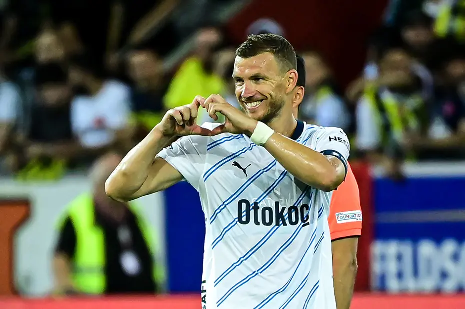Edin Dzeko'dan "Ayrılacak mısın?" sorusuna flaş cevap: Fenerbahçe'den karar çıktı - 6