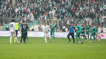 Bursaspor-Amed Sportif Faaliyetler maçındaki olaylarla ilgili 3 sanığa dava