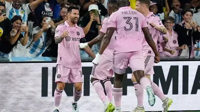 Messi'li Inter Miami, son şampiyonu yendi