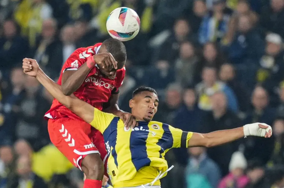 Trio ekibi noktayı koydu: Fenerbahçe'nin golü öncesi el var mı? - 2