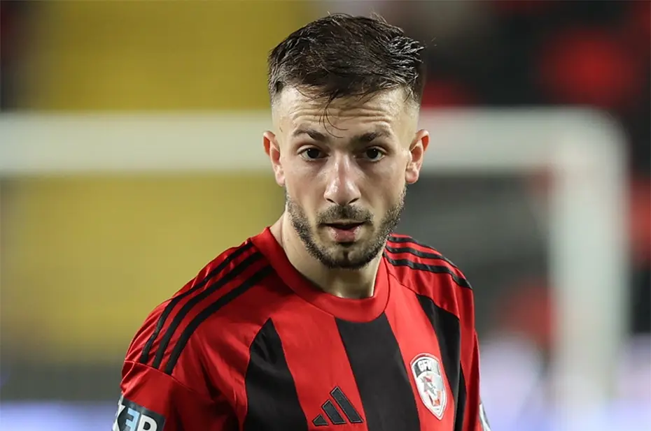 Selçuk İnan, Kocaelispor'a ilk transferini Galatasaray'dan yapıyor - 5 Selçuk İnan, Kocaelispor'a ilk transferini Galatasaray'dan yapıyor - 5