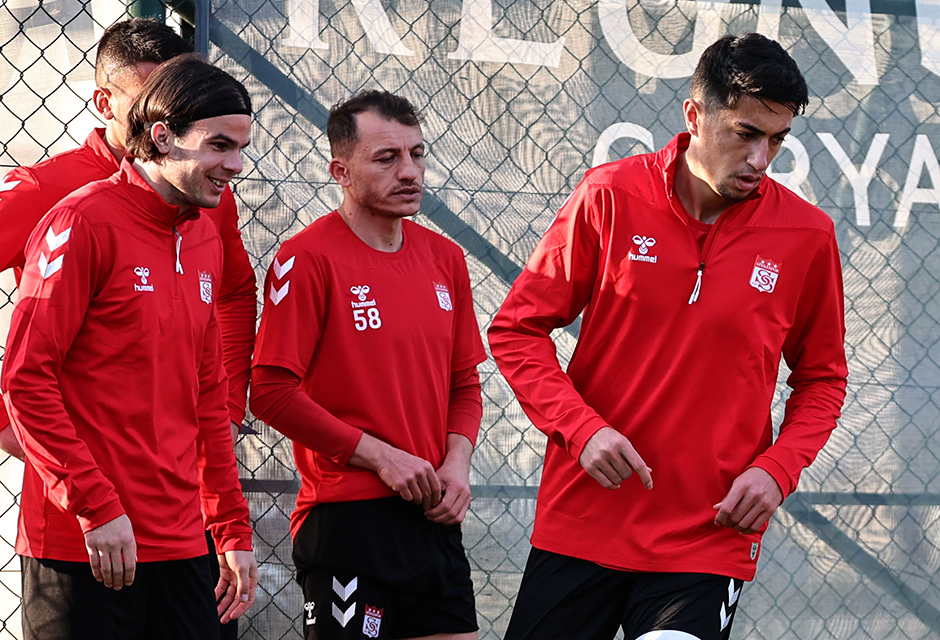 Sivasspor, Antalyaspor maçının taktiğini çalıştı