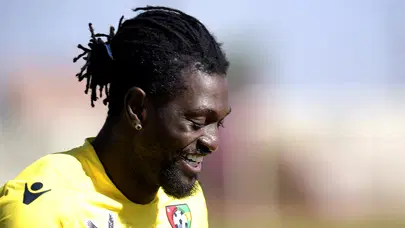 Adebayor'dan emeklilik kararı