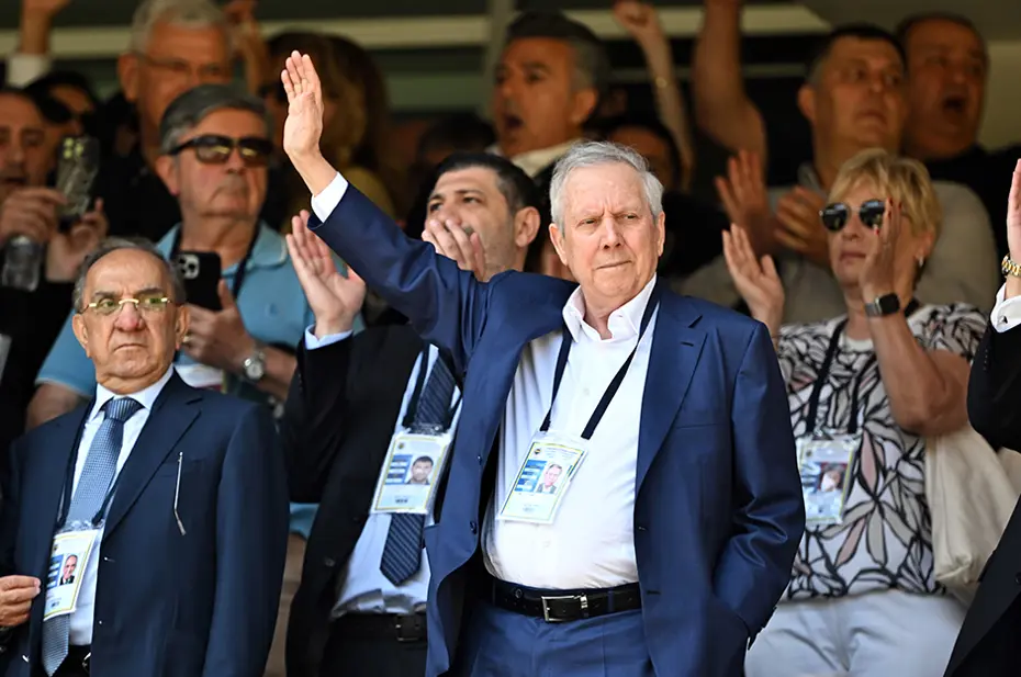 Yoğun baskı: Aziz Yıldırım'dan gündeme oturan toplantı   - 5