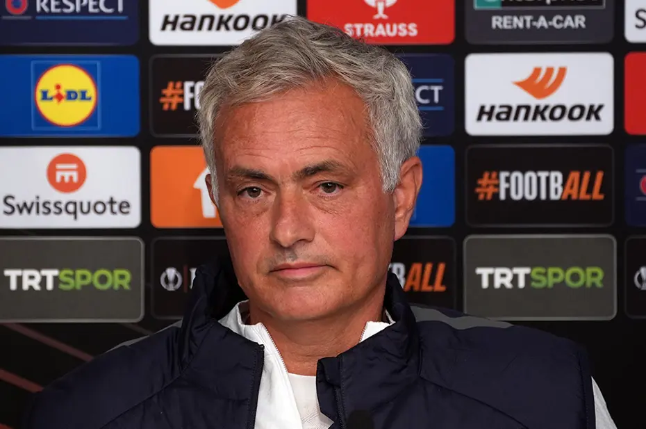 Jose Mourinho'dan Mauro Icardi'nin paylaşımlarına cevap geldi - 4 Jose Mourinho'dan Mauro Icardi'nin paylaşımlarına cevap geldi - 4