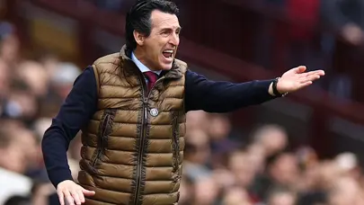 Aston Villa teknik direktörü Unai Emery'den Martinez'in hatasına tepki