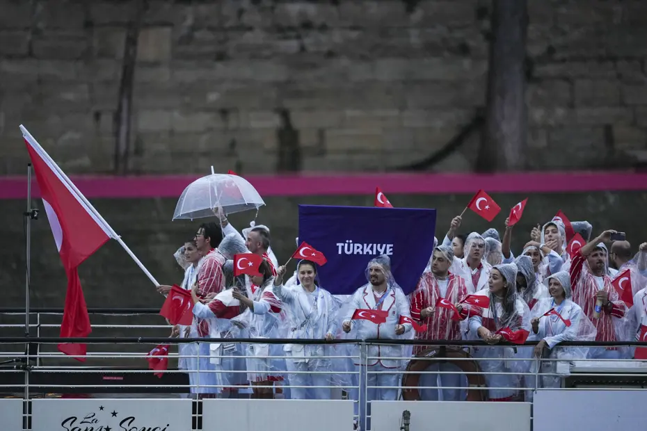 Paris 2024: Açılış töreninde Türkiye - 15 Paris 2024: Açılış töreninde Türkiye - 15
