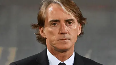 Roberto Mancini'den sürpriz imza