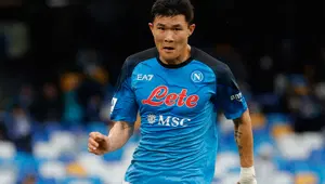 Kim Min-jae tesislere geldi, transfer resmileşiyor Kim Min-jae tesislere geldi, transfer resmileşiyor