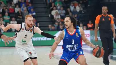 Kötü seri sona erdi: THY EuroLeague'de Anadolu Efes sahasında farka koştu
