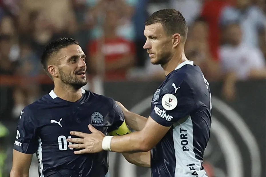 Edin Dzeko'dan imza itirafı: "Hataydı..." - 3