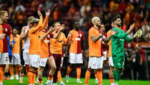 "Bu üçlü bozulmaz" | Spor yazarları Galatasaray için ne dedi? "Bu üçlü bozulmaz" | Spor yazarları Galatasaray için ne dedi?