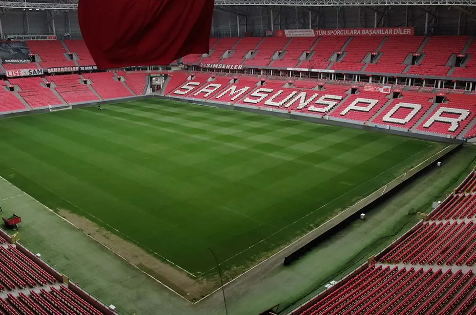 Samsun'da milli maç heyecanı! 1 saatte tükendi - 4