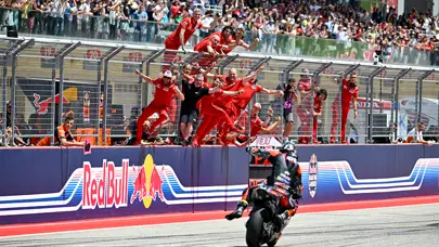 MotoGP'de ABD'de zafer Maverick Vinales'in