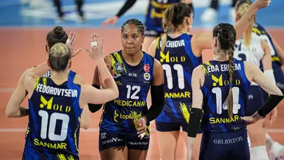 Fenerbahçe Medicana zorlanmadan finalde