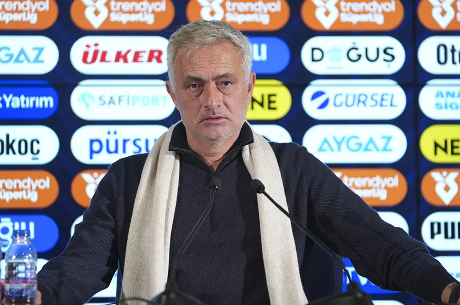 İlker Yağcıoğlu'ndan maç sonrası Fenerbahçe için çarpıcı iddia - 8 İlker Yağcıoğlu'ndan maç sonrası Fenerbahçe için çarpıcı iddia - 8
