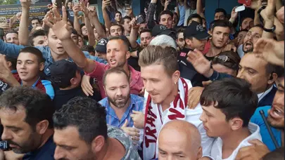 Kucka resmen Trabzonspor'da