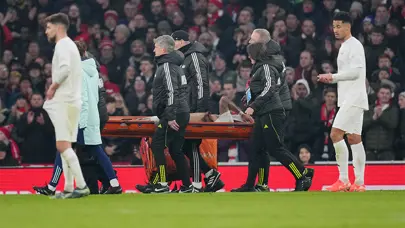 Arsenal'da korkutan sakatlık: Yıldız futbolcu sezonu kapatabilir