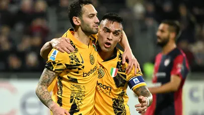 Inter, Cagliari'yi deplasmanda yendi: Hakan Çalhanoğlu ağları havalandırdı