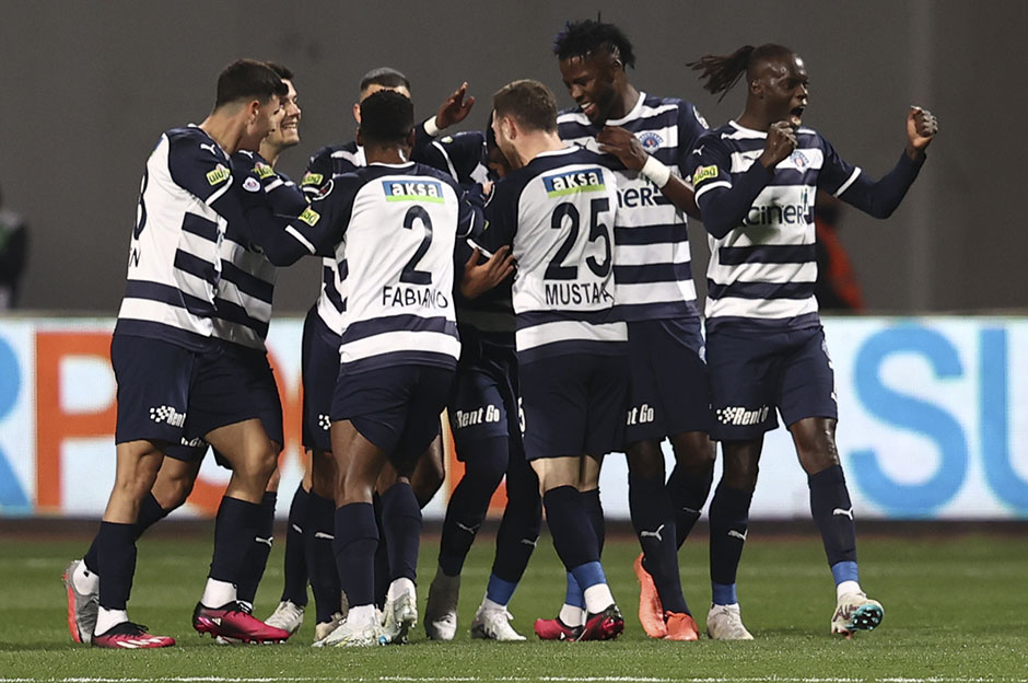 Süper Lig | Kasımpaşa - Rizespor maçı ne zaman, saat kaçta, hangi kanalda?